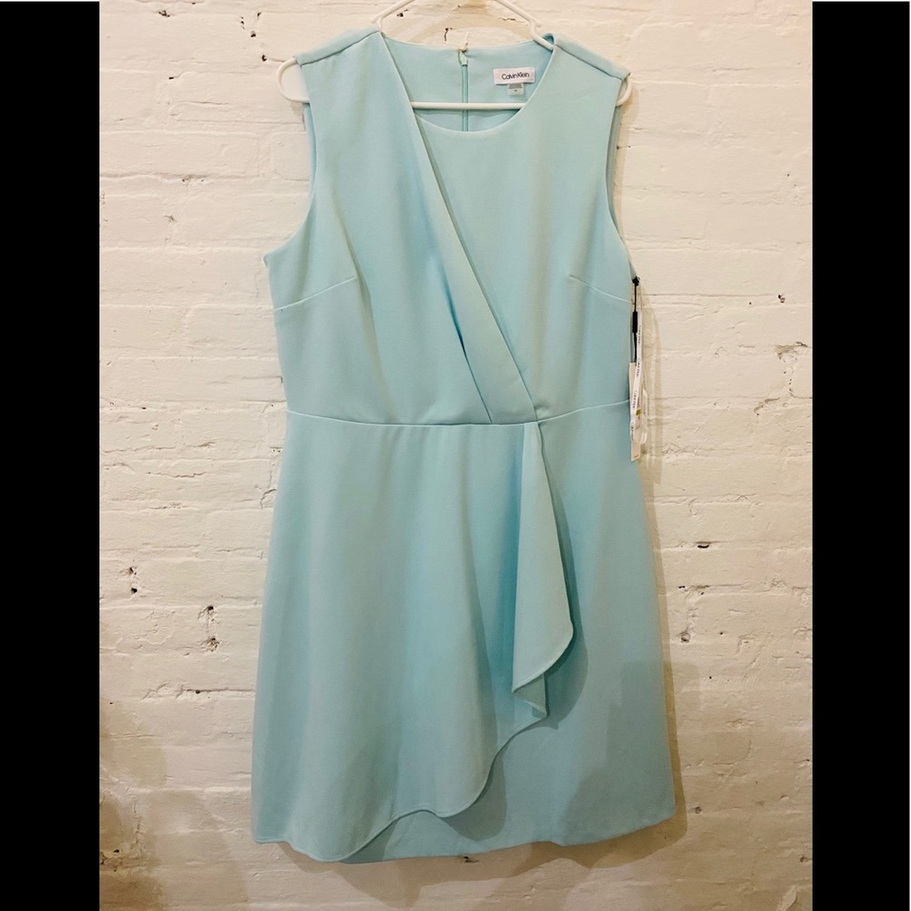 🆕 Calvin Klein Sleeveless Cascading Ruffle Dress - Picture 2 of 4
